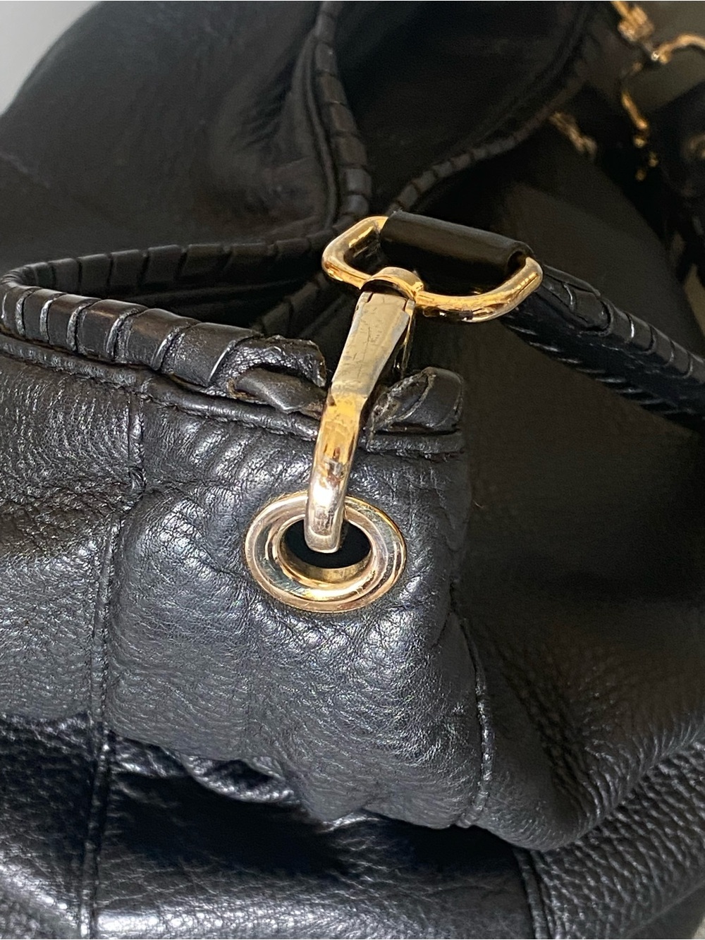 Michael Kors Black Pebbled Leather Hobo with Gold Hardware and Tassel Charm - Picture 6 of 12